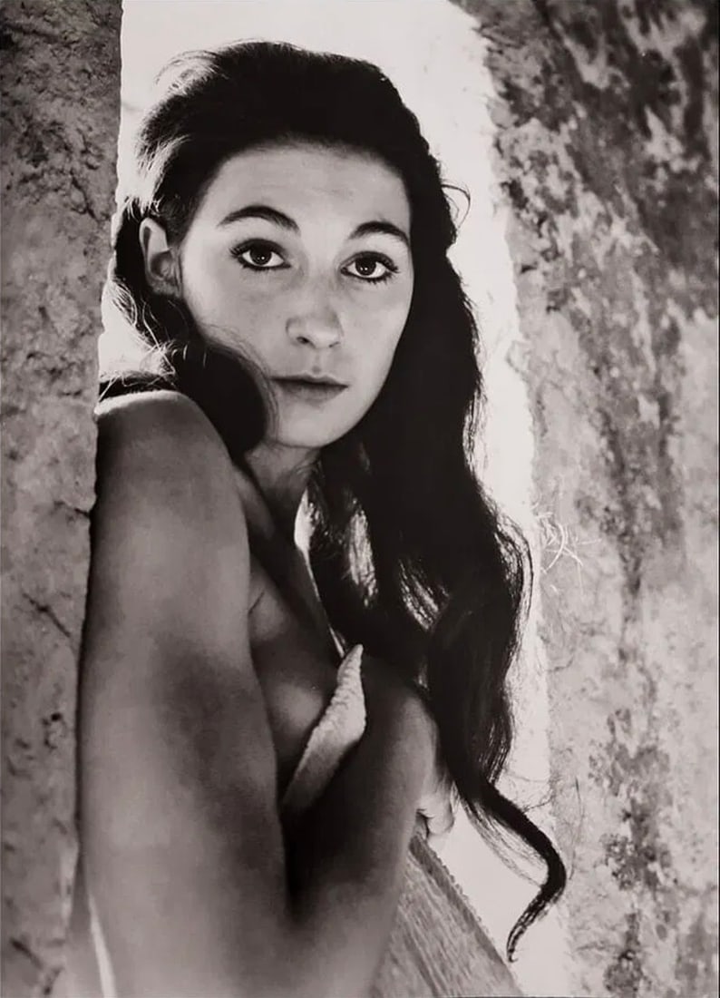 Philippe Halsman (American, 1906-1979) Print: Philippe Halsman (American, 1906-1979) Print. Anjelica Huston, "1968". Photogravure, Printed in 1998, USA. 10.00 x 13.00 inches. Not hand-signed unless otherwise stated. Lots that contain nudity have