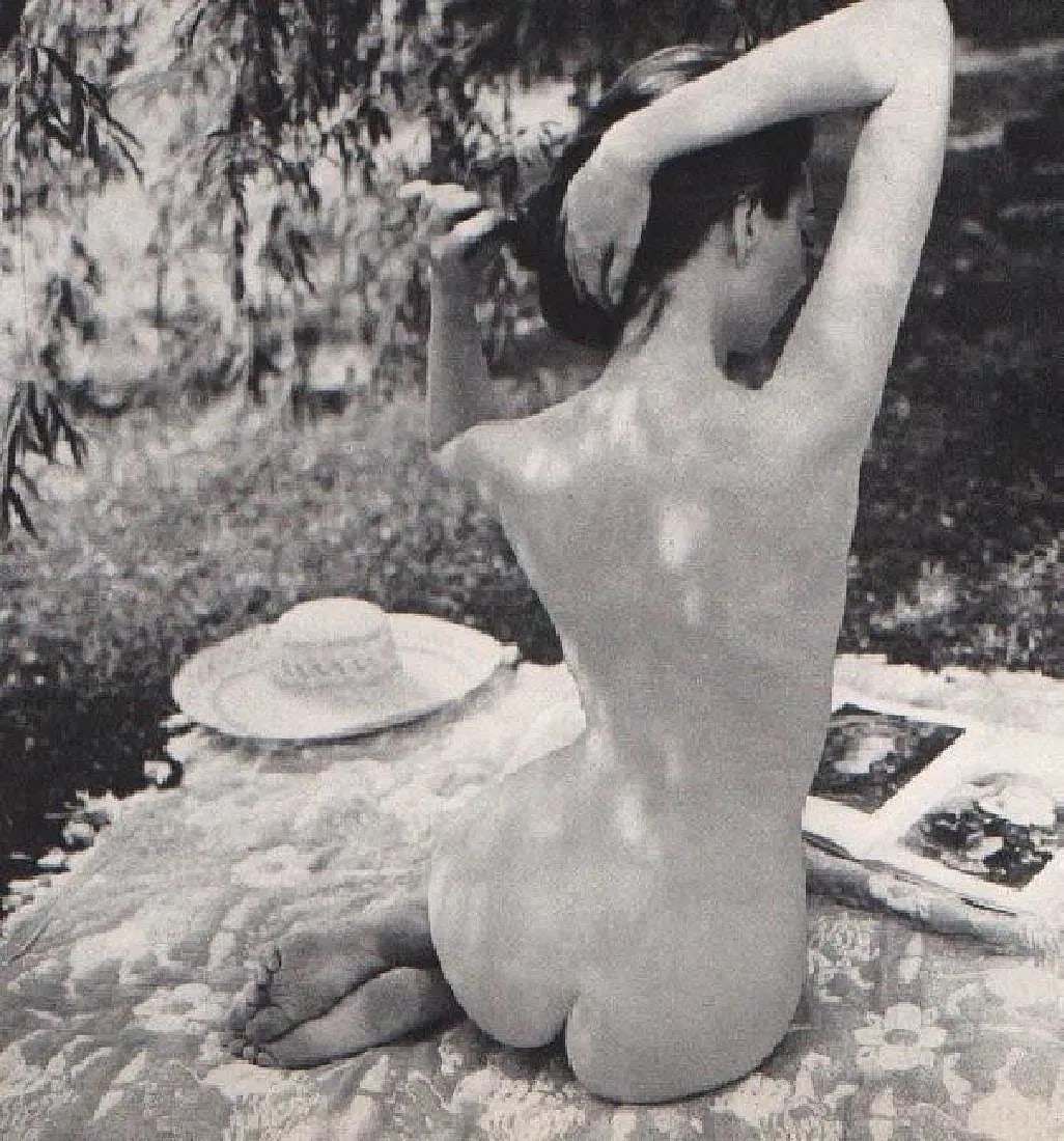 John Rawlings (American,1912-1970) Print: John Rawlings (American,1912-1970) Print. Nude, Back. Photogravure, Printed in 1966, Switzerland. 5.00 x 5.00 inches. Printed during the artistâ€™s lifetime. Not hand-signed unless ot