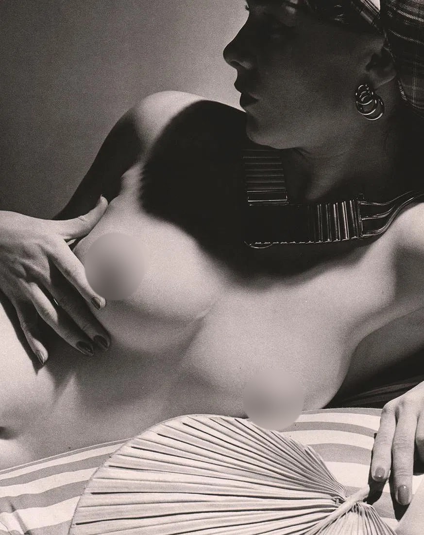 Horst P. Horst (German-American, 1906â€“1999) Print: Horst P. Horst (German-American, 1906â€“1999) Print. Odalisque III, New York, "1943". Photogravure, Printed in 1990s, Japan. 12.00 x 9.50 inches. Not hand-signed unless otherwise stat