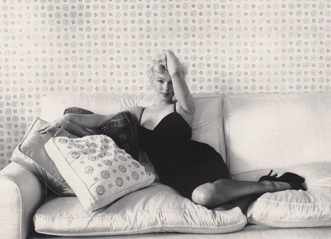Cecil Beaton (British, 1904-1980) Marilyn Monroe Print: Cecil Beaton (British, 1904-1980) Marilyn Monroe Print. New York, "1956". Photogravure, Printed in 1980's, Italy. 6.00 x 7.50 inches. Printed during the artistâ€™s lifetime. Not