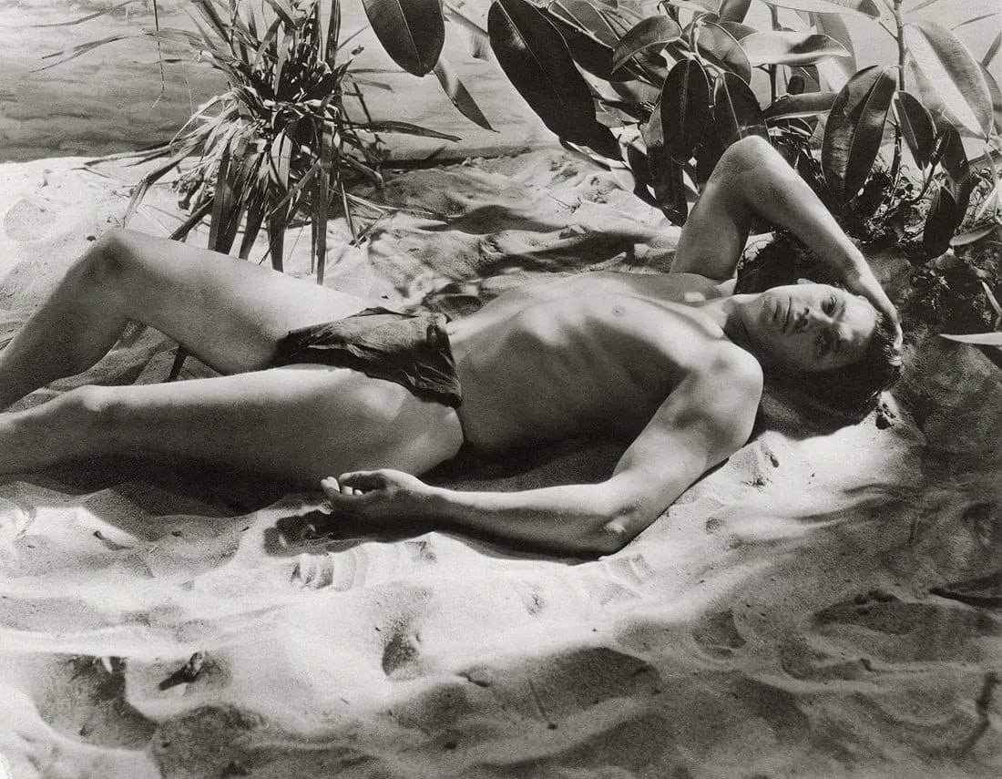 Cecil Beaton (British ,1904- 1980) Print: Cecil Beaton (British,1904- 1980) Print. Johnny Weissmuller as Tarzan, "1932". Photogravure, Printed in 2015. 10.20 x 7.95 inches. Not hand-signed unless otherwise stated. Lots that contain nudity