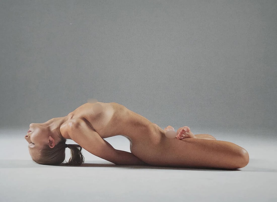Petter Hegre (Norwegian, b. 1969) Print: Petter Hegre (Norwegian, b. 1969) Print. Yoga. Nude. Printed in 2015, Germany. Photogravure/Heliogravure. 9.00 x 7.00 inches. Not hand-signed unless otherwise stated. Lots that contain nudity have