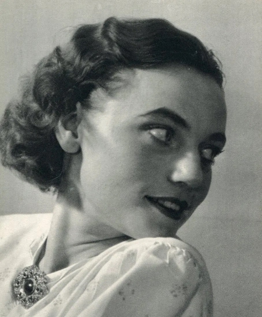 Julius Andres Print: Julius Andres Print. A. Podobizna Portrait. Printed in 1937. 6" x 8" inches. Not hand-signed unless otherwise stated. Photomechanical Print. Lots that contain nudity have been partially obscured in th
