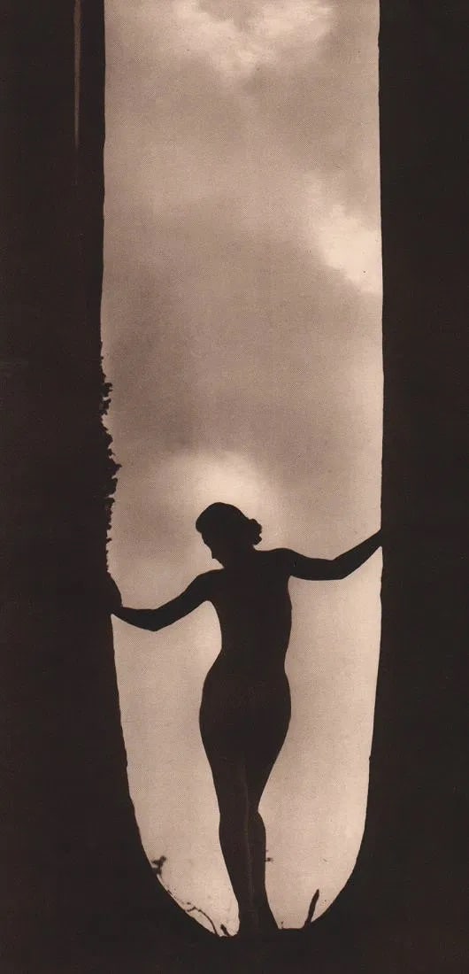 Walter Bird (British, 1903-1969) Print: Walter Bird (British, 1903-1969) Print. Silhouette. Printed in 1938. 6 X 12 inches. Not hand-signed unless otherwise stated. Photomechanical Print. Lots that contain nudity have been partially obscure