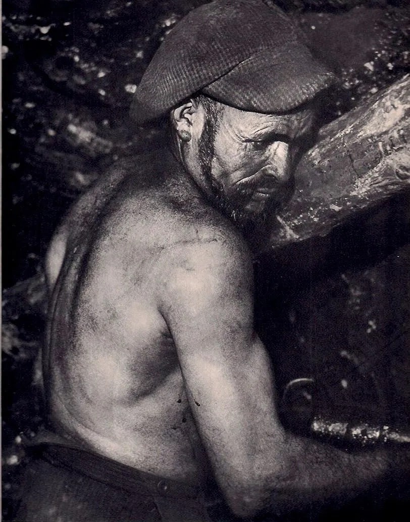 Erich Kollar (Austrian, 1904–1999) Print: Erich Kollar (Austrian, 1904–1999) Print. "Work". Printed in 1932. 8" x 10.5" inches. Not hand-signed unless otherwise stated. Photomechanical Print. Lots that contain nudity have been partially obs