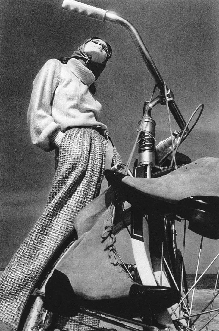 Jeanloup Sieff (French, 1933-2000) Print: Jeanloup Sieff (French, 1933-2000) Print. Fashion Photo, NY - Gravure. Printed in 1982. 6 x 9 inches. Not hand-signed unless otherwise stated. Photomechanical Print. Lots that contain nudity have