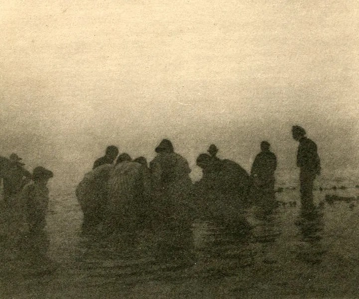 Gatti Casazza (Italian, 1869-1940) Print: Gatti Casazza (Italian, 1869-1940) Print. Evening Lake Como - PhotoGravure. Printed in 1905. 5 x 4 inches. Not hand-signed unless otherwise stated. Photomechanical Print. Lots that contain nudity have