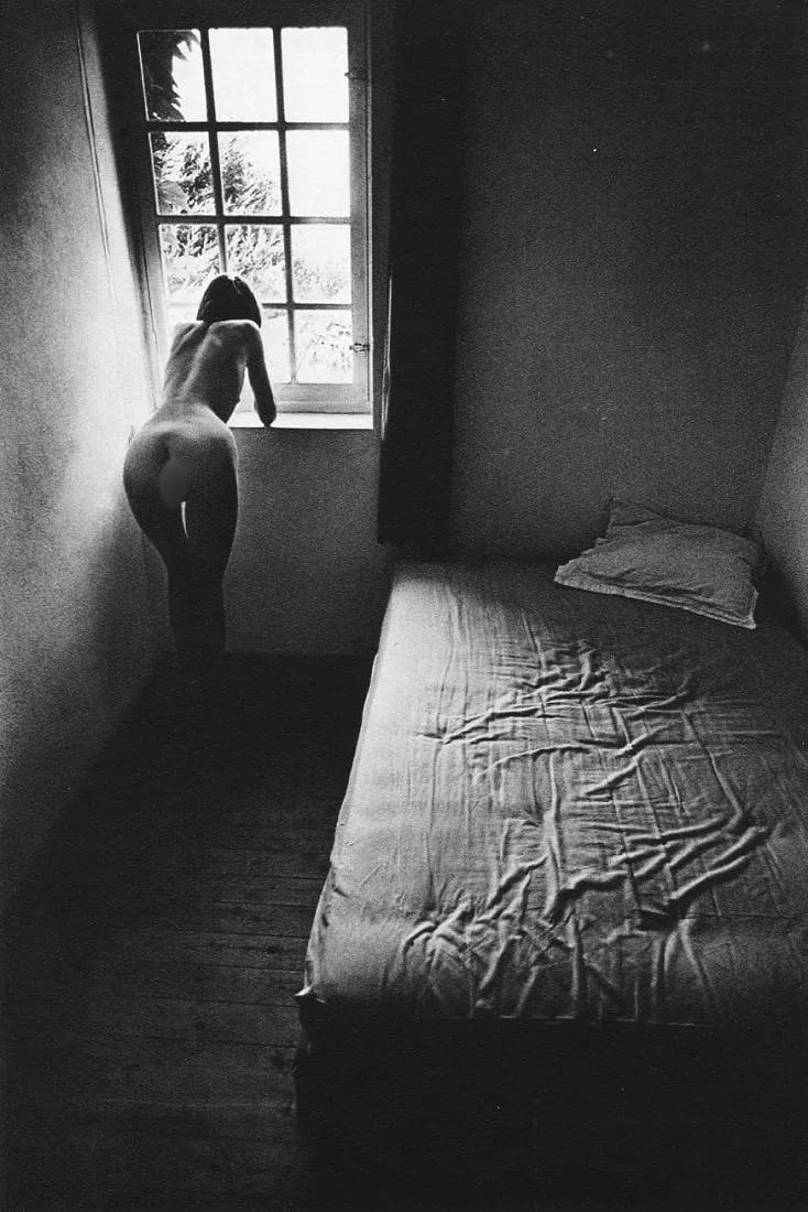 Jeanloup Sieff (French, 1933-2000) Print: Jeanloup Sieff (French, 1933-2000) Print. Nude at Window, Ile de Re. Printed in 1982. 6 x 9 inches. Not hand-signed unless otherwise stated. Photomechanical Print. Lots that contain nudity have been