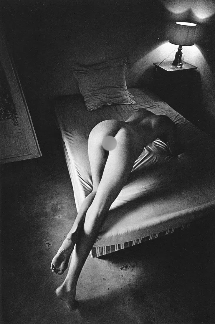 Jeanloup Sieff (French, 1933-2000) Print: Jeanloup Sieff (French, 1933-2000) Print. Nude on Bed, Paris. Printed in 1982. 6 x 9 inches. Not hand-signed unless otherwise stated. Photomechanical Print. Lots that contain nudity have been