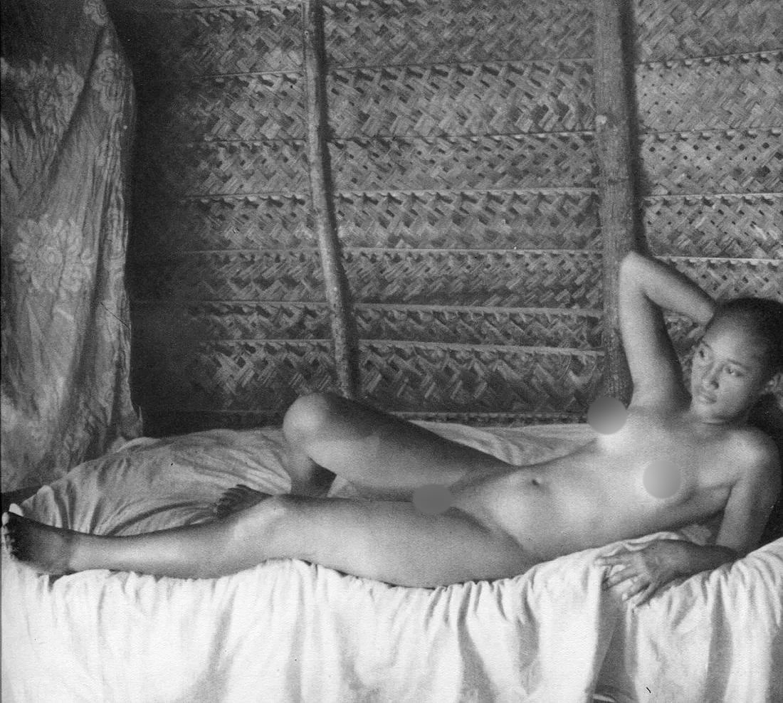 Pierre Verger (French, 1902-1996) Print: Pierre Verger (French, 1902-1996) Print. Nude - gravure. Printed in 1949. 9 x 8 inches. Not hand-signed unless otherwise stated. Photomechanical Print. Lots that contain nudity have been partially