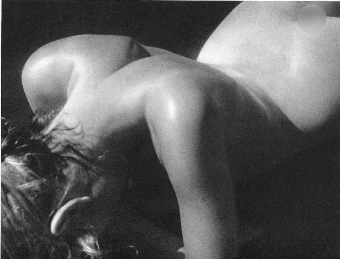 Ergy-Landau (French, 1896-1967) Print: Ergy-Landau (French, 1896-1967) Print. Nude - gravure. Printed in 1949. 9 x 7 inches. Not hand-signed unless otherwise stated. Photomechanical Print. Lots that contain nudity have been partially