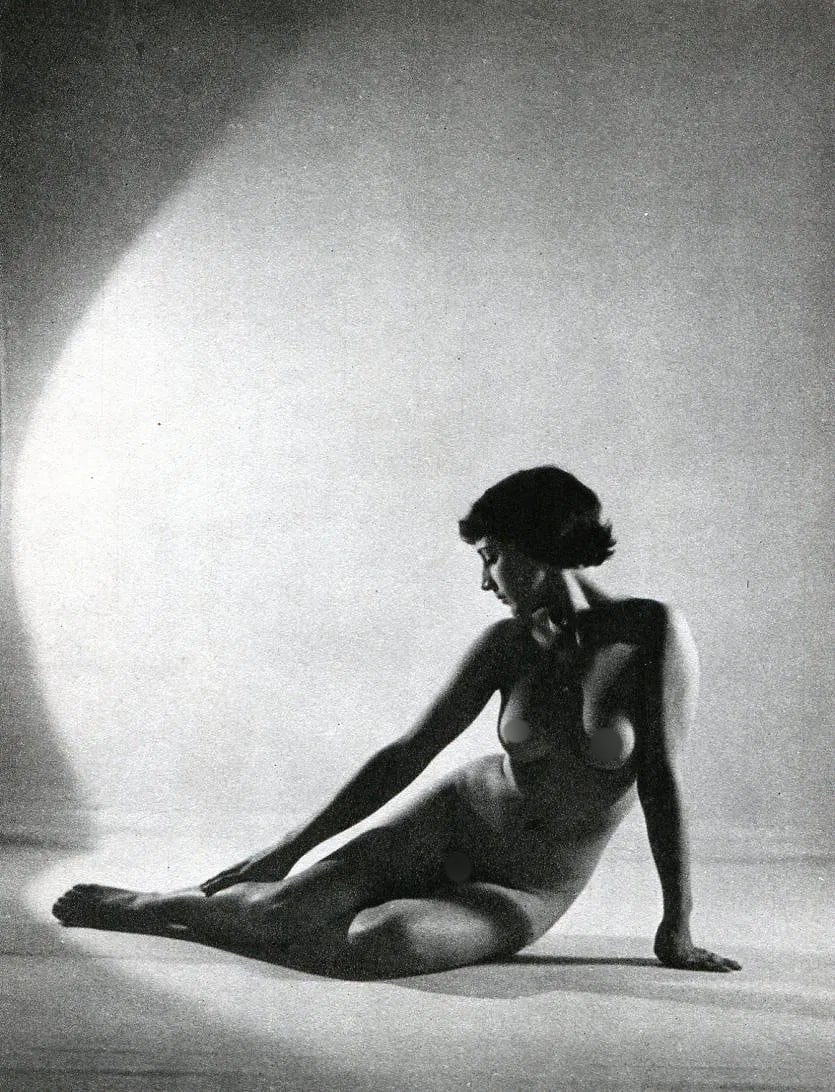 Jean d'Armond Print: Jean d'Armond Print. Nude. Printed in 1937. 7 x 8 inches. Not hand-signed unless otherwise stated. Photomechanical Print. Lots that contain nudity have been partially obscured in the listing;