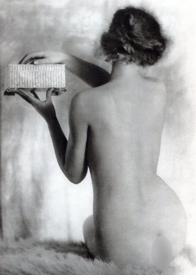 Park & Gregory Print: Park & Gregory Print. Female Nude - Gravure. Printed in 1936. 7 x 9 inches. Not hand-signed unless otherwise stated. Photomechanical Print. Lots that contain nudity have been partially obscured in the