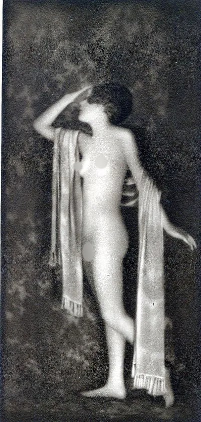 E. O. Hoppe (British, 1878-1972) Print: E. O. Hoppe (British, 1878-1972) Print. Australian Woman. Printed in 1926. 4 x 8 inches. Not hand-signed unless otherwise stated. Photomechanical Print. Lots that contain nudity have been partially