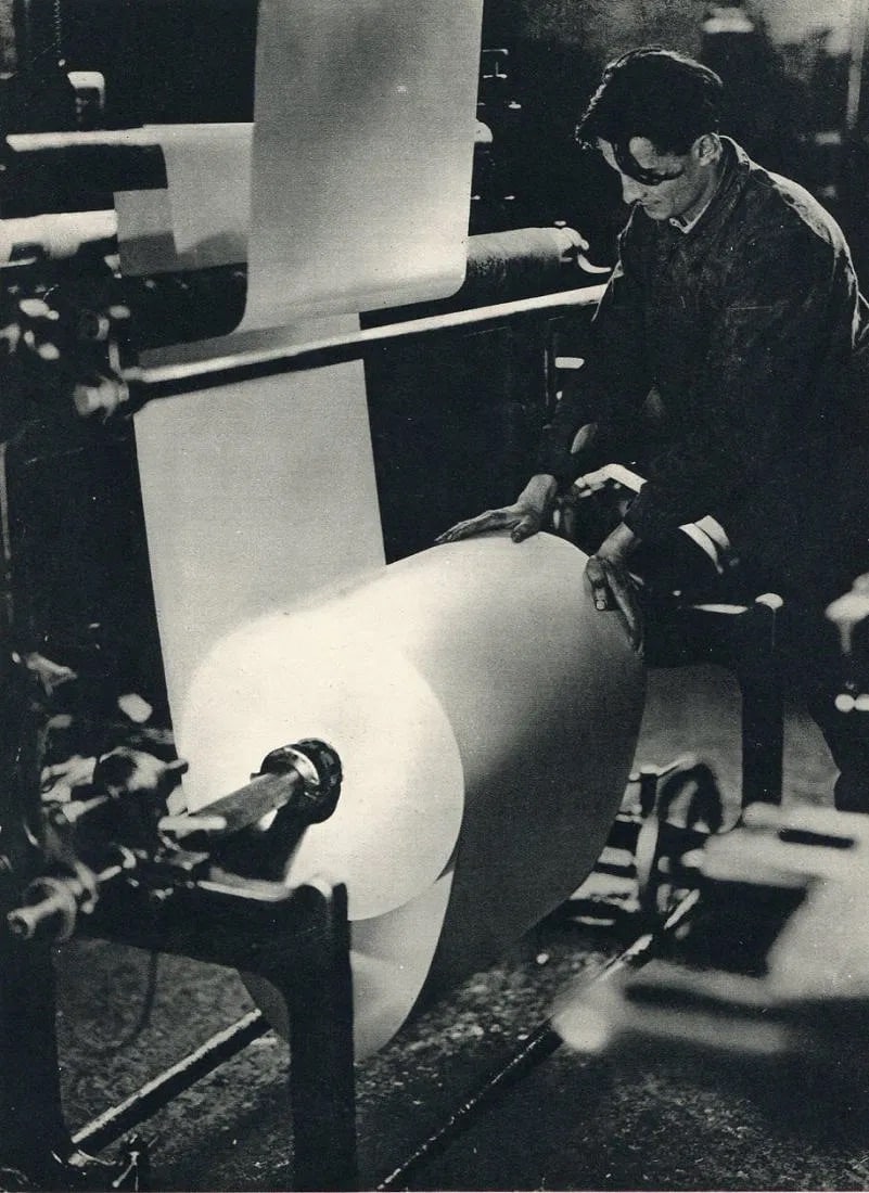 Renee Zuber Print: Renee Zuber Print. The Press - Gravure. Printed in 1934. 6 x 8 inches. Not hand-signed unless otherwise stated. Photomechanical Print. Lots that contain nudity have been partially obscured in the