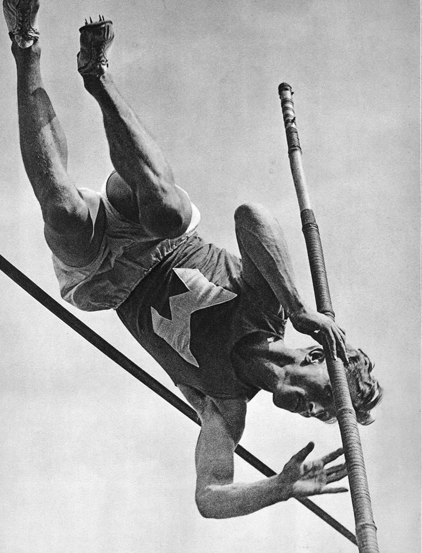 Schirner Sportfoto Print: Schirner Sportfoto Print. Pole Vault - Vintage Gravure. Printed in 1935. 9 x 11 inches. Not hand-signed unless otherwise stated. Photomechanical Print. Lots that contain nudity have been partially