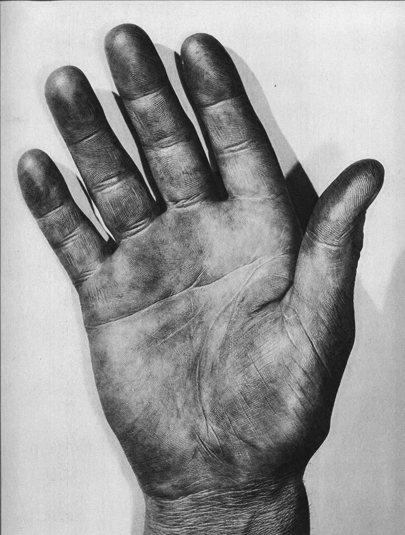Ernest Koehli Print: Ernest Koehli Print. Right Hand - Vintage Gravure. Printed in 1947. 8 x 11 inches. Not hand-signed unless otherwise stated. Photomechanical Print. Lots that contain nudity have been partially