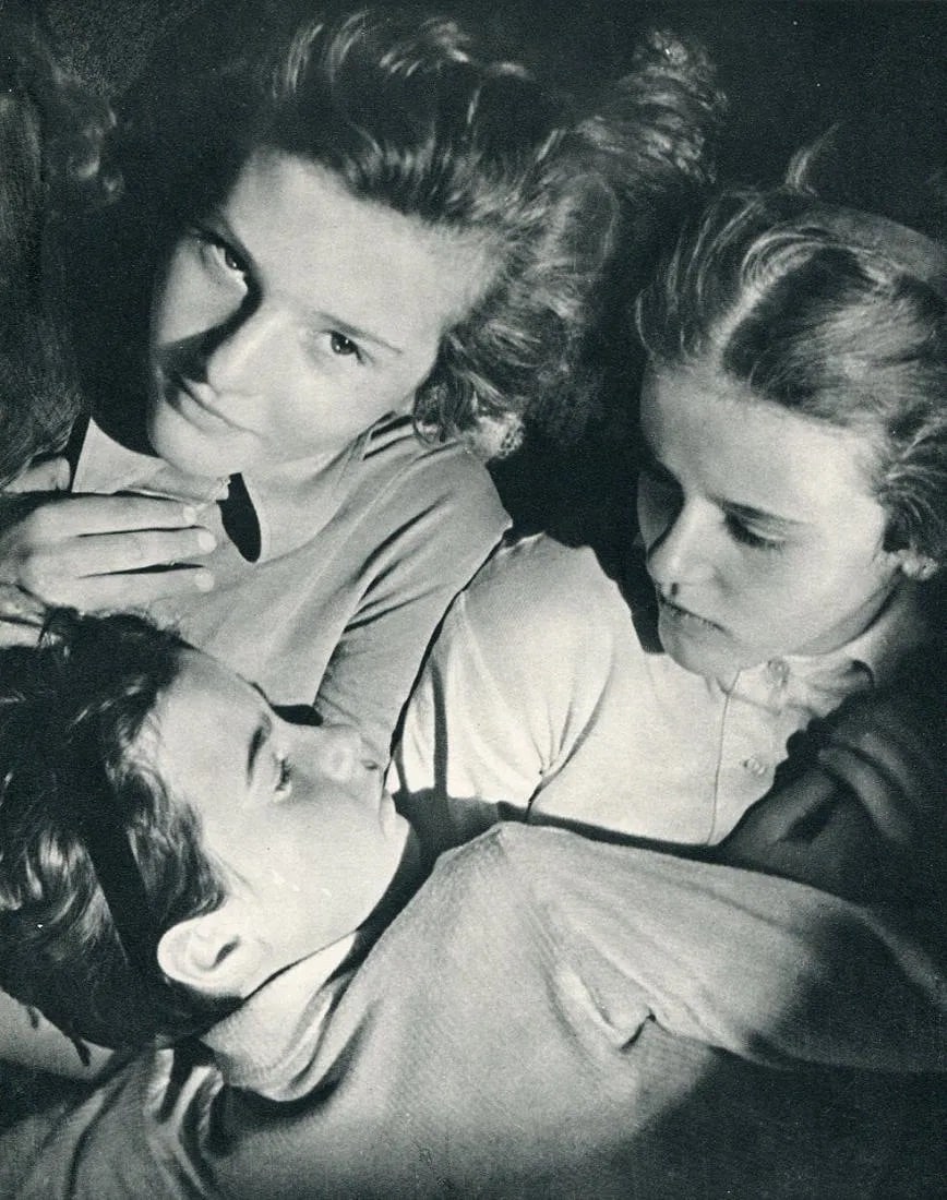 Trude Fleischmann (Austrian-American, 1895-1990) Print: Trude Fleischmann (Austrian-American, 1895-1990) Print. Sisters -Vintage Gravure. Printed in 1936. 7.5 x 9 inches. Not hand-signed unless otherwise stated. Photomechanical Print. Lots that contain nud
