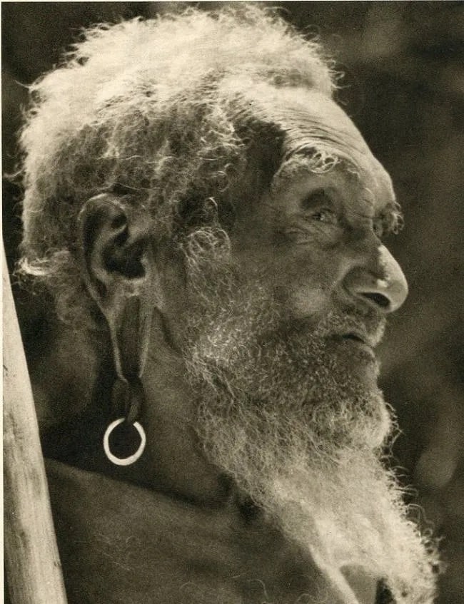 Hugo Adolf Bernatzik (Austrian, 1897-1953) Print: Hugo Adolf Bernatzik (Austrian, 1897-1953) Print. Salomon Island Native Elder. Printed in 1934. 4.50 x 6.00 inches Not hand-signed unless otherwise stated. Photomechanical Print. Lots that contain nud