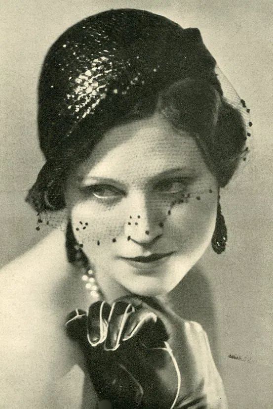 Harold Burdekin (British, 1899–1944) Print: Harold Burdekin (British, 1899–1944) Print. Modern. Printed in 1932.5.00 x 8.00 inches Not hand-signed unless otherwise stated. Photomechanical Print. Lots that contain nudity have been partially ob