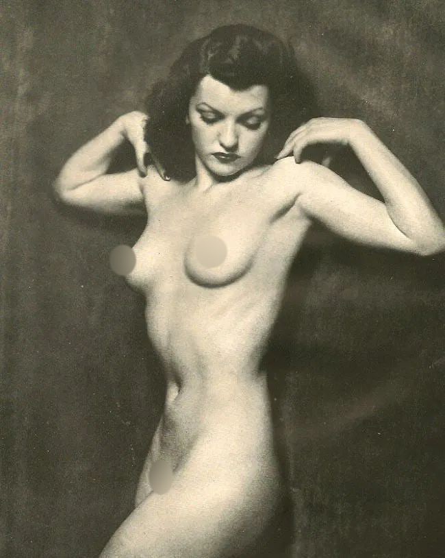 Alfred Cheney Johnston (American, 1885-1971): Alfred Cheney Johnston (American, 1885-1971). Nude. Printed in 1937. 7.00 x 8.50 inches Not hand-signed unless otherwise stated. Photomechanical Print. Lots that contain nudity have been partially