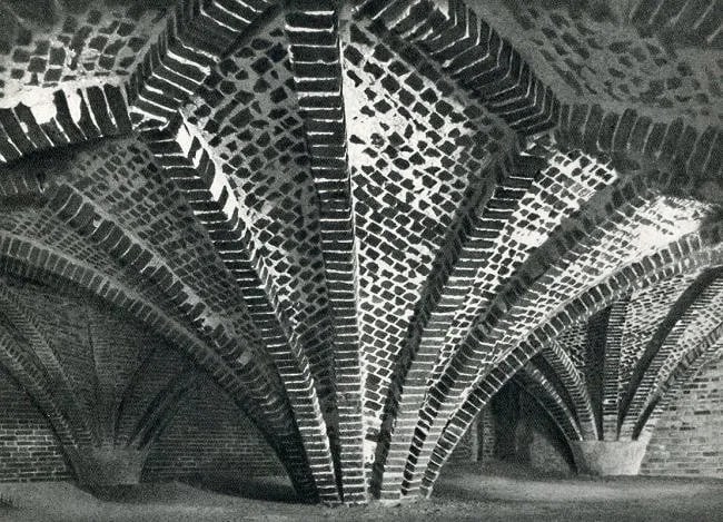 Fritz Kuhn (German, 1896-1951 ) Print: Fritz Kuhn (German, 1896-1951 ) Print. Vaults of a castle. Printed in 1952. 7.50 x 5.00 inches Not hand-signed unless otherwise stated. Photomechanical Print. Lots that contain nudity have been