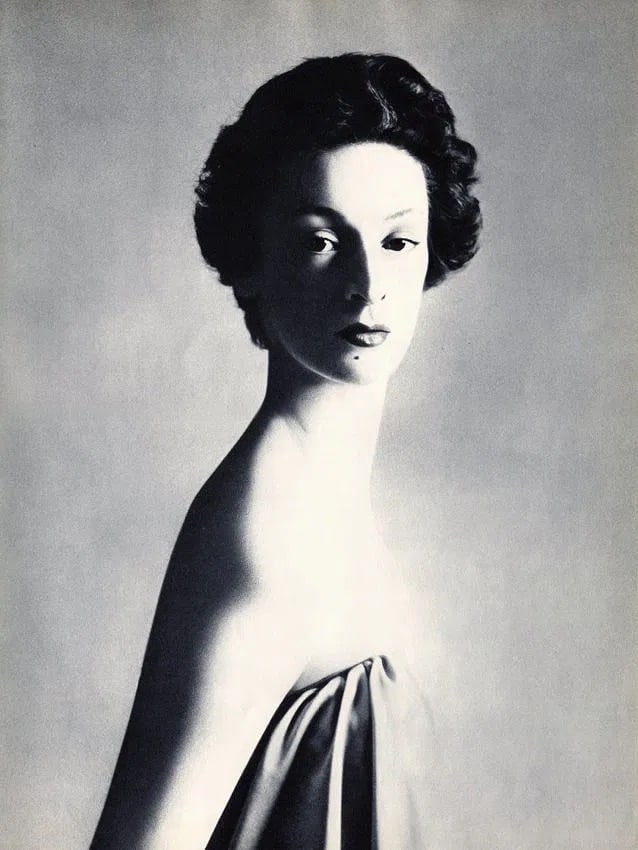 Richard Avedon (American, 1923-2004) Print: Richard Avedon (American, 1923-2004) Print. Signora Gianni Agnelli 1953. Printed in 1959. 10"x14". inches Not hand-signed unless otherwise stated. Photomechanical Print. Lots that contain nudity have 
