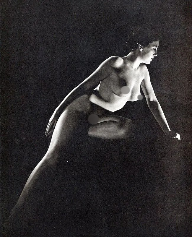 John Everard (British, 1876-1949) Print: John Everard (British, 1876-1949) Print. Female Nude. Printed in 1954. 8.00 x 10.00 inches Not hand-signed unless otherwise stated. Photomechanical Print. Lots that contain nudity have been partially 