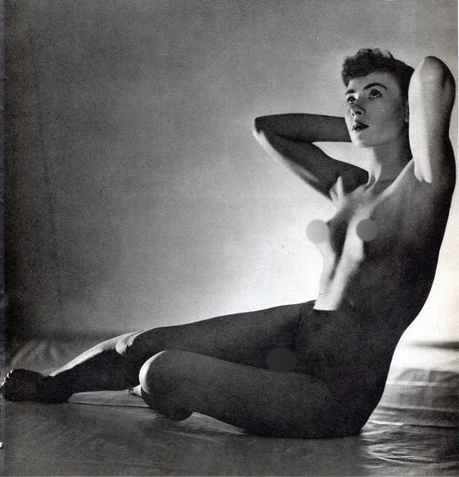 John Everard (British, 1876-1949) Print: John Everard (British, 1876-1949) Print. Female Nude. Printed in 1954. 8.00 x 10.00 inches Not hand-signed unless otherwise stated. Photomechanical Print. Lots that contain nudity have been partially