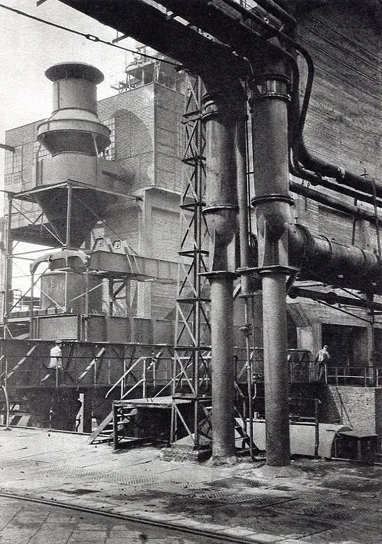 E.O. Hoppe (British, 1878-1972) Print: E.O. Hoppe (British, 1878-1972) Print. German Industry. Printed in 1930. 6.00 x 8.00 inches Not hand-signed unless otherwise stated. Photomechanical Print. Lots that contain nudity have been partially