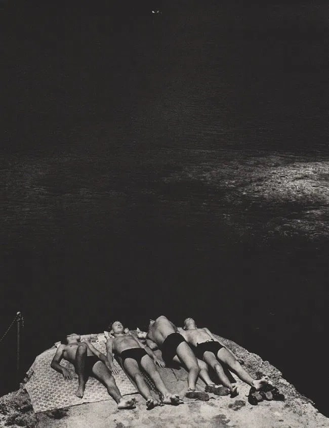 Herbert List (German, 1903-1975) Print: Herbert List (German, 1903-1975) Print. Italy Portofino 1936. Printed in 1988. 8.00 x 10.00 inches Not hand-signed unless otherwise stated. Photomechanical Print. Lots that contain nudity have been pa