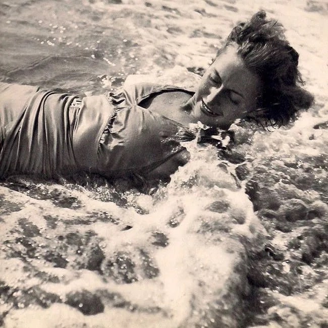 Herbert Matter (Swiss-American, 1907-1984) Print: Herbert Matter (Swiss-American, 1907-1984) Print. Baigneuse. Printed in 1938. 8.50 x 7.50 inches Not hand-signed unless otherwise stated. Photomechanical Print. Lots that contain nudity have been
