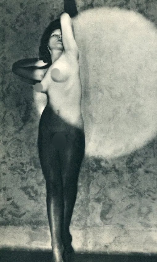 Hal Phyfe (American, 1892-1968) Print: Hal Phyfe (American, 1892-1968) Print. Nude. Printed in 1935. 7.00 x 11.00 inches Not hand-signed unless otherwise stated. Photomechanical Print. Lots that contain nudity have been partially obscured