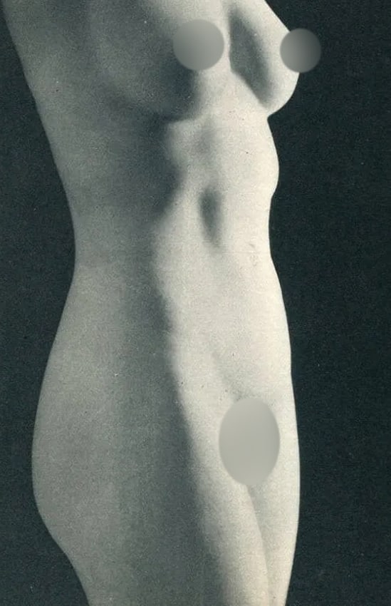 Ralph Sommer Print: Ralph Sommer Print. Nude. Printed in 1935. 4.00 x 5.50 inches Not hand-signed unless otherwise stated. Photomechanical Print. Lots that contain nudity have been partially obscured in the listing;