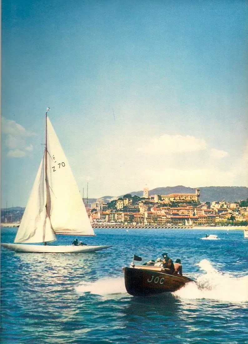 Victor Michel (fils de) Print: Victor Michel (fils de) Print. Marine. Printed in 1939. 8.50 x 11.00 inches Not hand-signed unless otherwise stated. Photomechanical Print. Lots that contain nudity have been partially obscured in