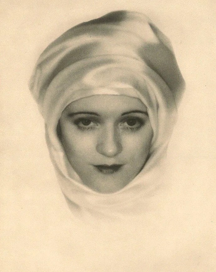 Fred P. Peelrint: Fred P. Peelrint. Lady in White. Printed in 1937. 7.00 x 9.00 inches Not hand-signed unless otherwise stated. Photomechanical Print. Lots that contain nudity have been partially obscured in the