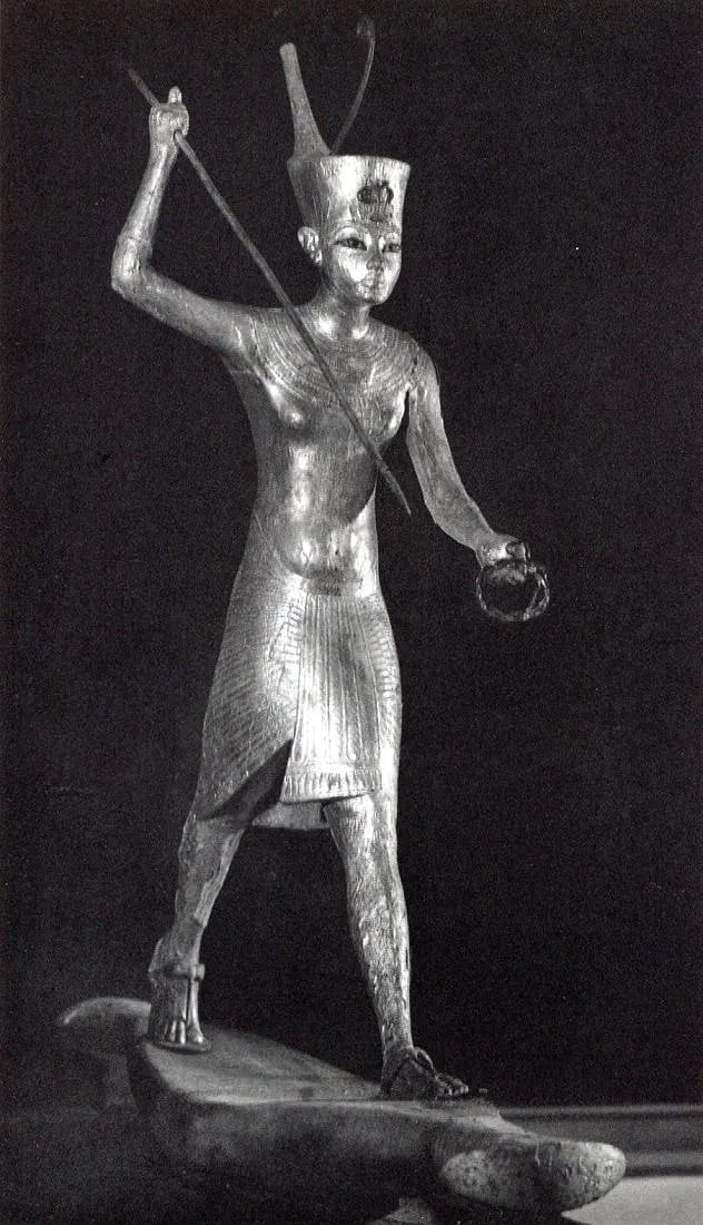 Andre Vigneau (France, 1892-1968) Print: Andre Vigneau (France, 1892-1968) Print. Lancant le Harpon. Printed in 1949. 60 x 11.00 inches Not hand-signed unless otherwise stated. Photomechanical Print. Lots that contain nudity have been