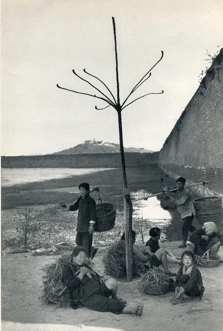 Henri Cartier-Bresson (French, 1908-2004) Print (1 of 1)