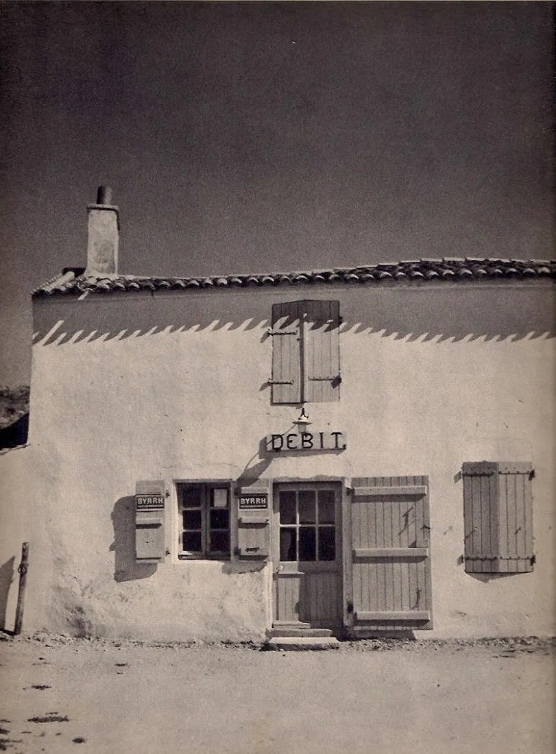 Pierre Boucher Print: Pierre Boucher Print. Debit. Printed in 1935. 9.00 x 11.00 inches Not hand-signed unless otherwise stated. Photomechanical Print. Lots that contain nudity have been partially obscured in the listing;