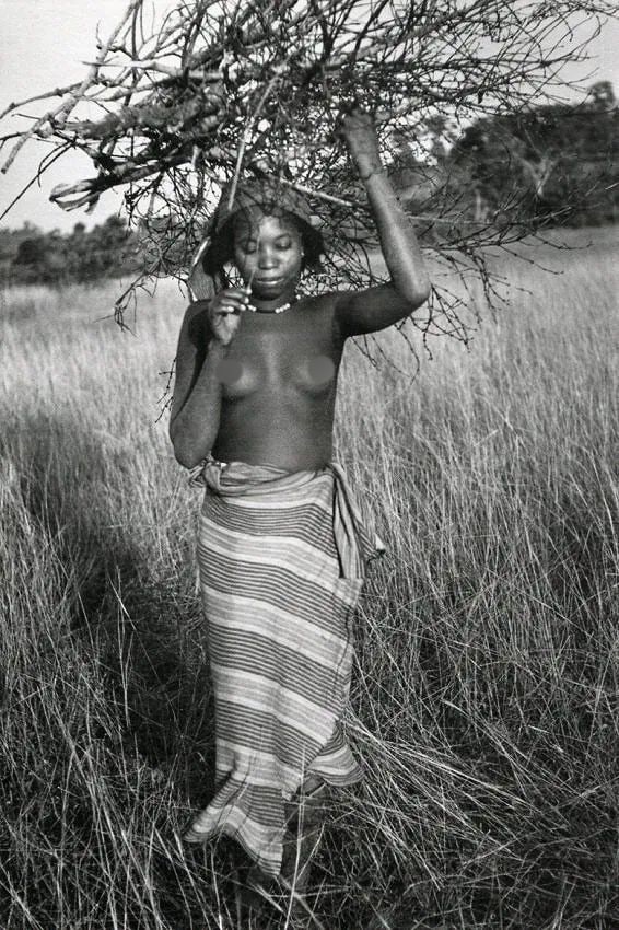 Edouard Boubat (French, 1923-1999) Print: Edouard Boubat (French, 1923-1999) Print. Africa, "1956". Printed in 1980. 5.00 x 7.50 inches. Not hand-signed unless otherwise stated. Photomechanical Print. Lots that contain nudity have been partia