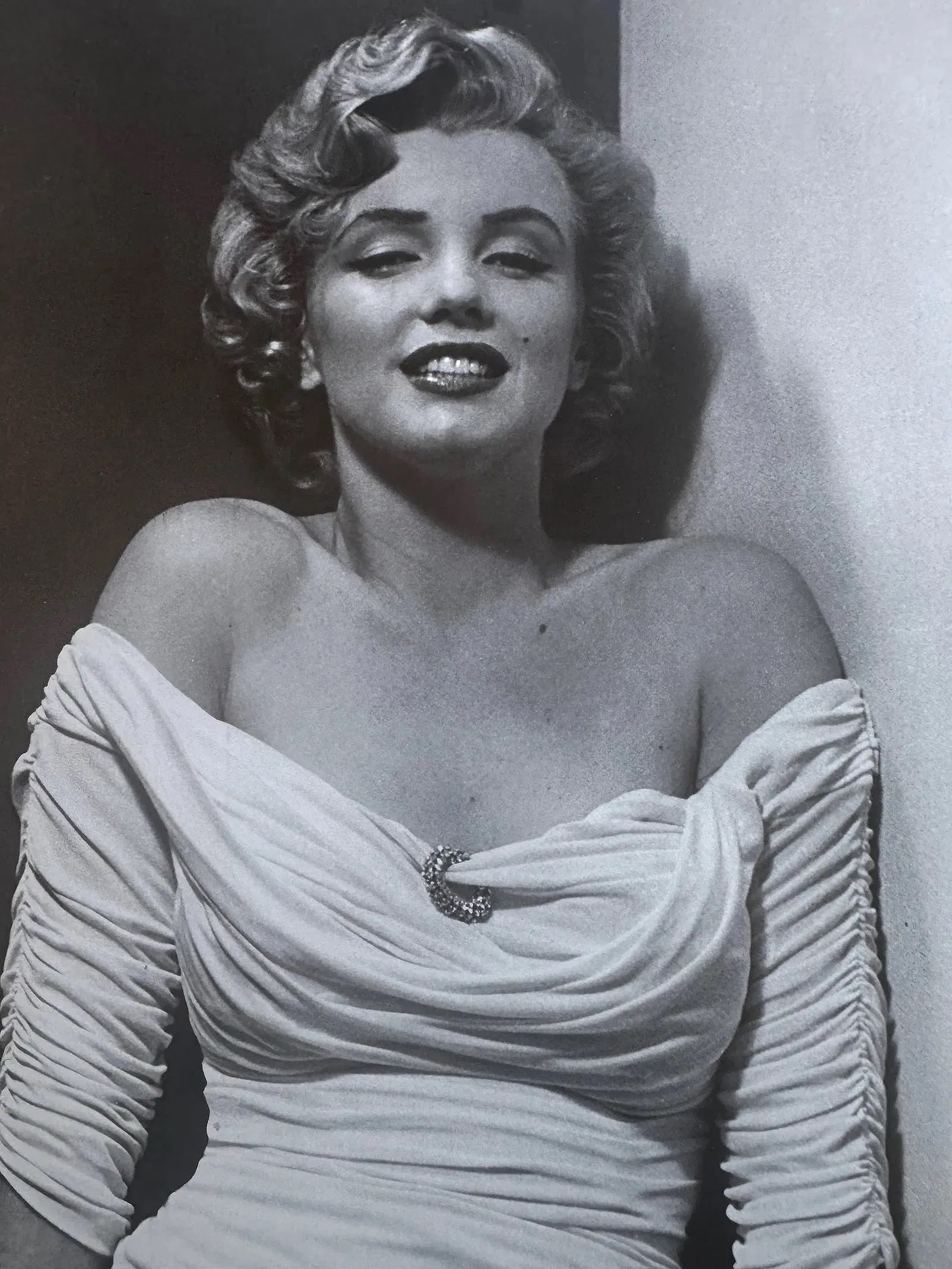 Philippe Halsman (Latvian-American, 1906-1979) Marilyn Monroe Print: Philippe Halsman (Latvian-American, 1906-1979) Marilyn Monroe Print. Los Angeles, "1952". 10.40 x 8.75 inches. Printed in 1973. Photomechanical Print. Lots that contain nudity have been partially