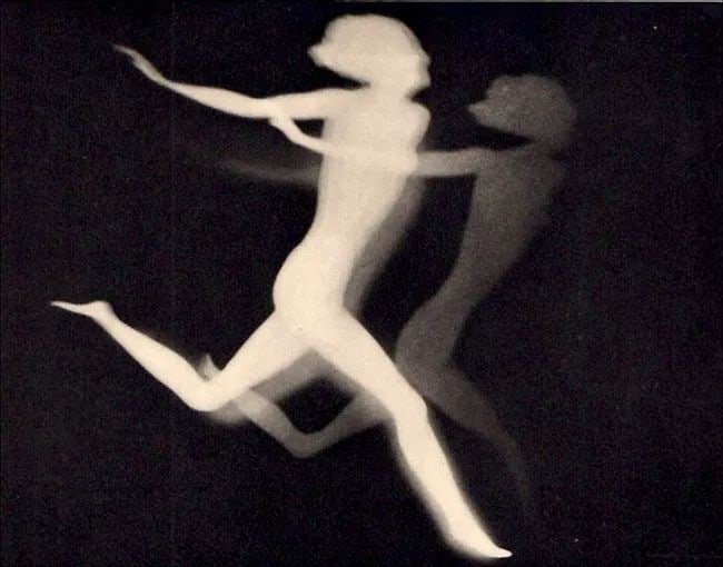 František Drtikol (Czech, 1883-1961) Print: František Drtikol (Czech, 1883-1961) Print. La Course. Printed in 1933. 7.50 x 5.50 inches. Not hand-signed unless otherwise stated. Photomechanical Print. Lots that contain nudity have been