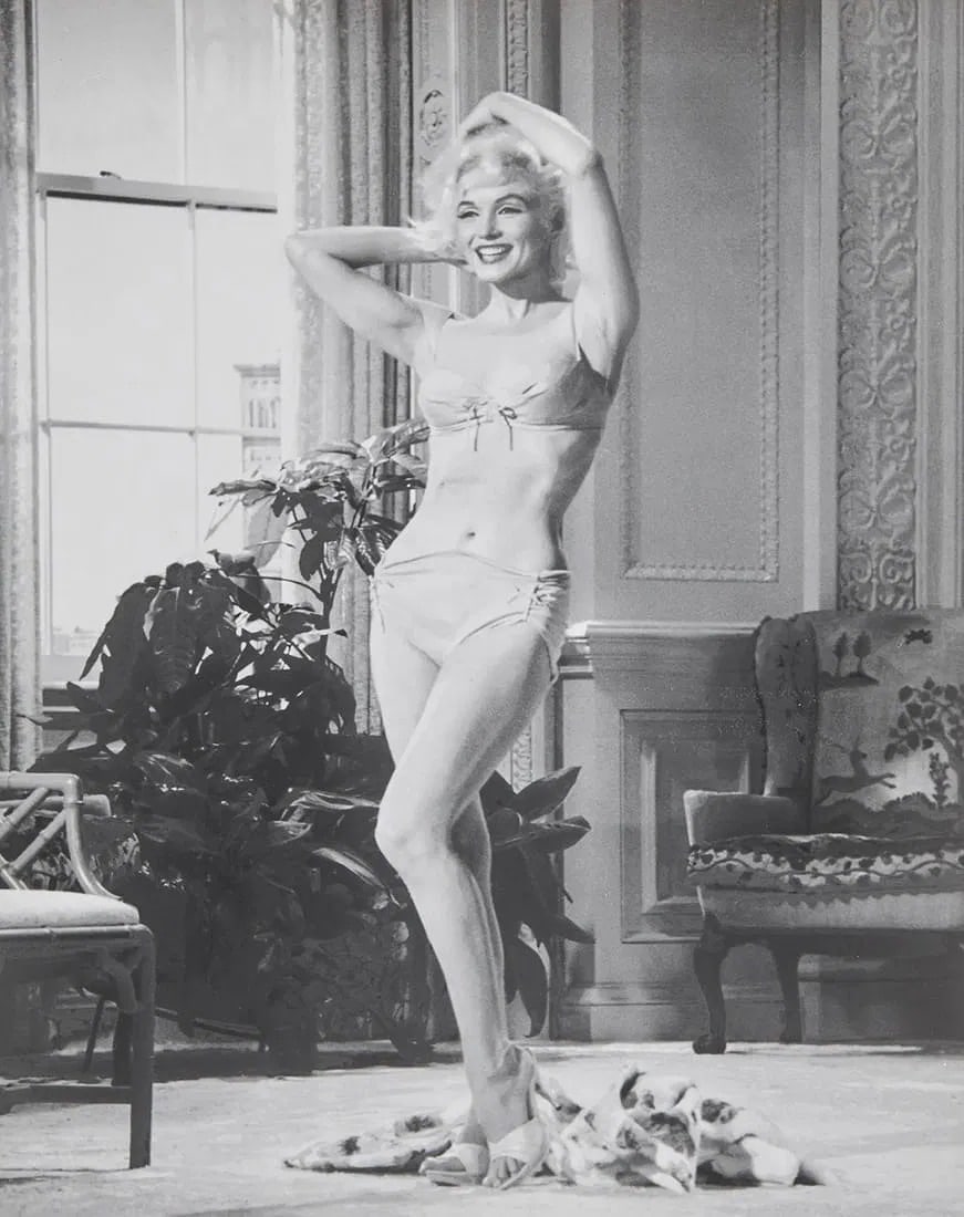 Marilyn Monroe (American, 1926-1962) Print: Marilyn Monroe (American, 1926-1962) Print. Photomechanical Print. Lots that contain nudity have been partially obscured in the listing; unblurred images are available upon request. Unless explicitly 