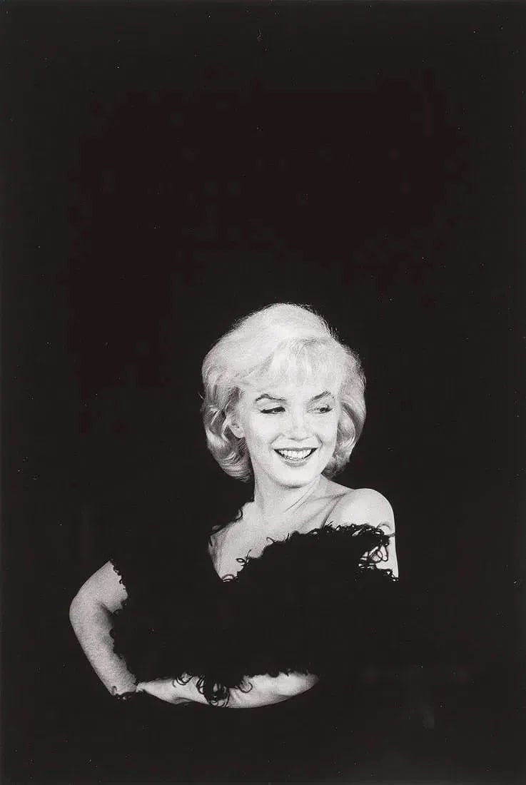 Eve Arnold (American, 1912-2012) Print: Eve Arnold (American, 1912-2012) Print. Marilyn Monroe. Photomechanical Print. Lots that contain nudity have been partially obscured in the listing; unblurred images are available upon request.