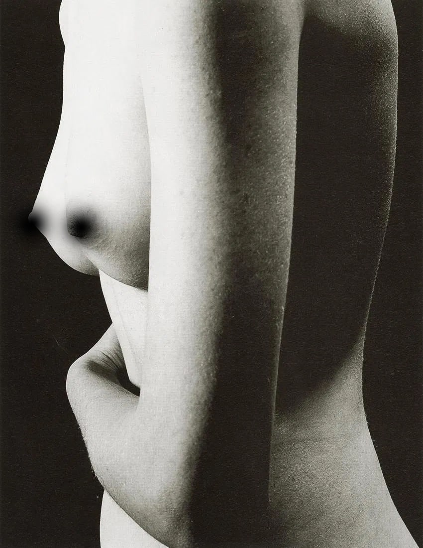 Erwin Blumenfeld (German-American, 1897-1969) Print: Erwin Blumenfeld (German-American, 1897-1969) Print. New York, "1955". Printed in 1999, Hong Kong. 6.00 x 7.80 inches. Photomechanical Print. Lots that contain nudity have been partially obscured in