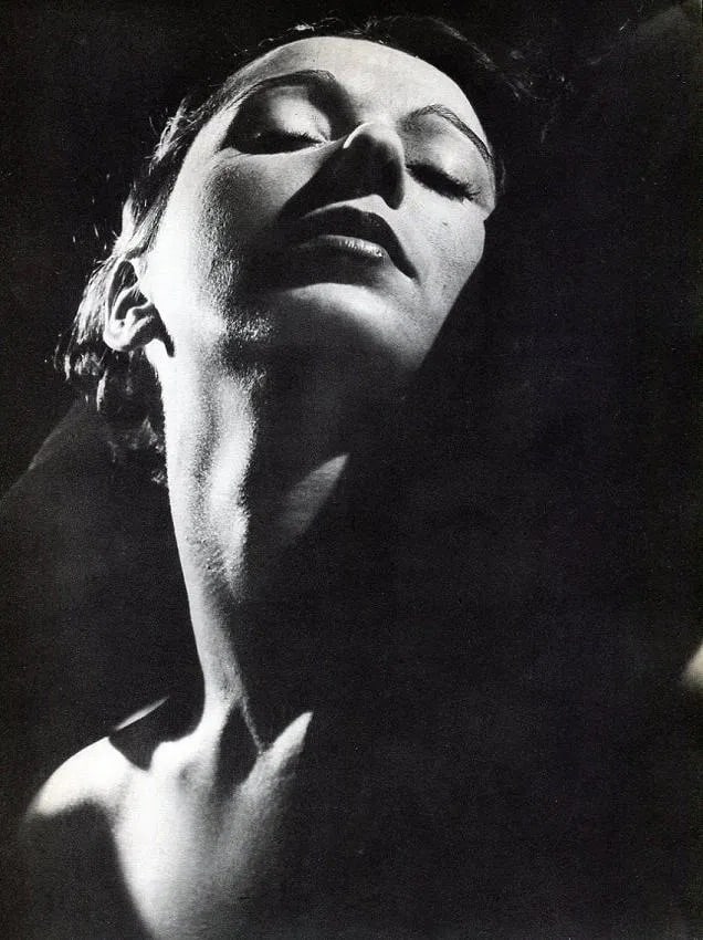Georges Saad Print: Georges Saad Print. "Portrait-Nus". Printed in 1934. 9.00 x 11.00 inches. Not hand-signed unless otherwise stated. Photomechanical Print. Lots that contain nudity have been partially obscured in the
