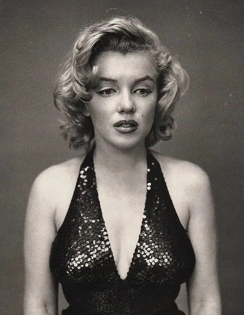 Richard Avedon (American, 1923-2004) Marilyn Monroe Print: Richard Avedon (American, 1923-2004) Print. Marilyn Monroe, New York City, May, "1957". 11.00 x 14.00 inches. Printed in 1991, Italy. Photomechanical Print. Lots that contain nudity have been partiall