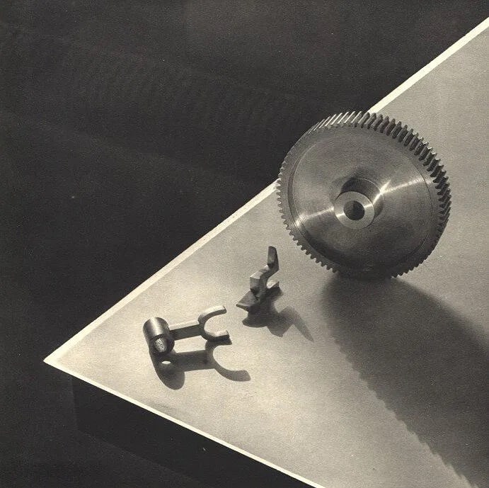 Scholz, Vladislav Print: Scholz, Vladislav Print. Gear. Printed in 1931. 7.00 x 6.75 inches. Not hand-signed unless otherwise stated. Photomechanical Print. Lots that contain nudity have been partially obscured in the