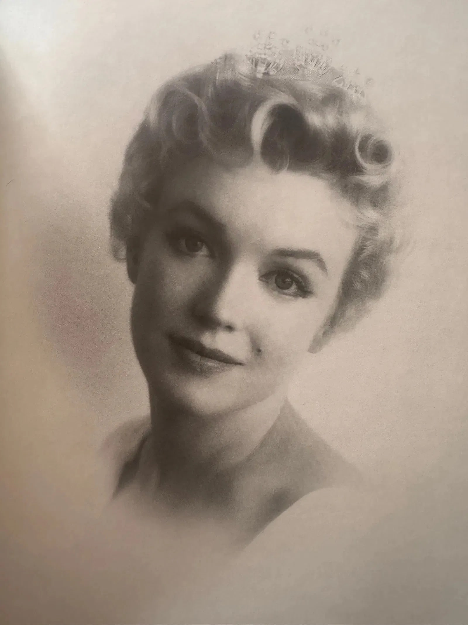 Milton Greene (American, 1922-1985) Marilyn Monroe Print: Milton Greene (American, 1922-1985) Print. Marilyn Monroe, New York, "1956". 10.35 x 9.00 inches. Printed in 1973. Photomechanical Print. Lots that contain nudity have been partially obscured in the l