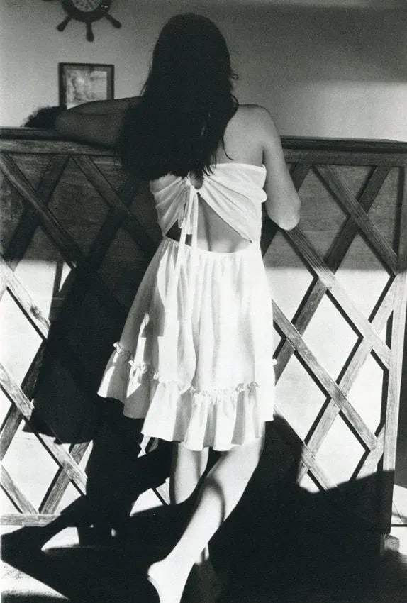 Edouard Boubat (French, 1923-1999) Print: Edouard Boubat (French, 1923-1999) Print. Mexico, "1978". Printed in 1988. 6.50 x 10.00 inches. Not hand-signed unless otherwise stated. Photomechanical Print. Lots that contain nudity have been parti